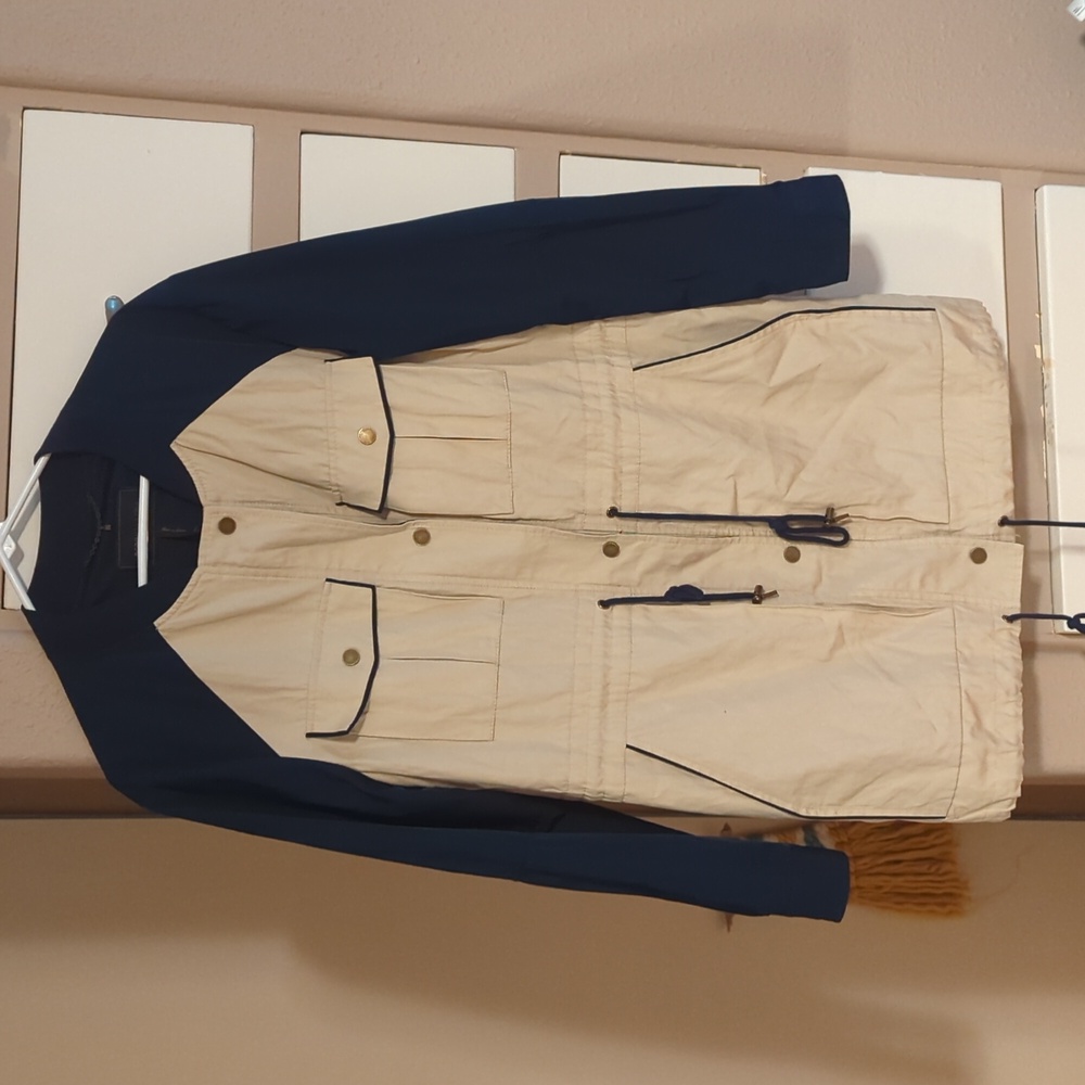 BCBG Max Azria color block trench parka